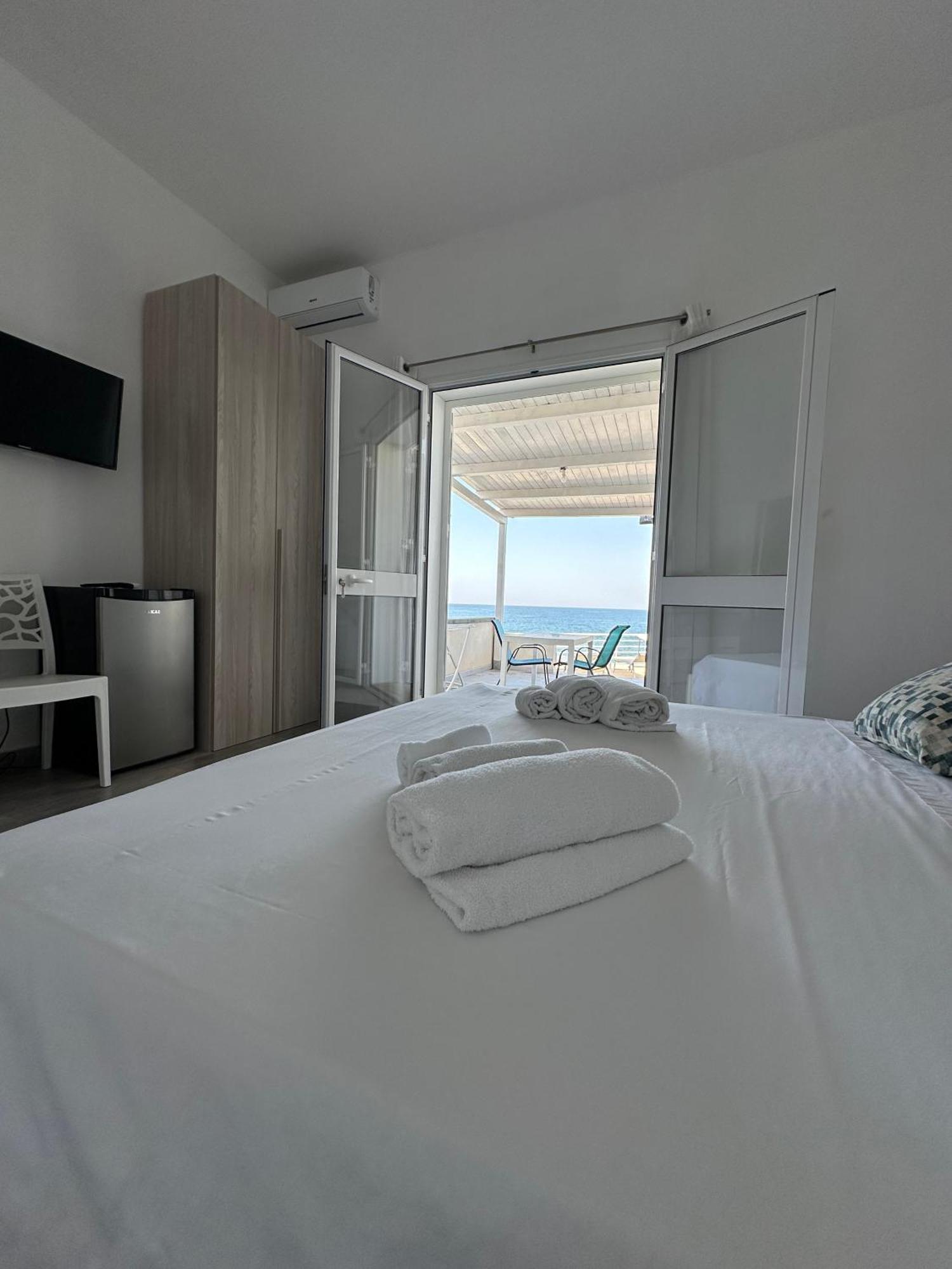 Il Faraglione Otel Lido di Noto Dış mekan fotoğraf